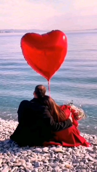 #silversummer #sn2sg #sunnight #sunnightmusic #couplegoals #lovestory #sunnightpop #sunnightblues #travel #trip #journey #lovers #coast #sealover #sea #beachvibes #beachday  #nicecotedazurfrance🇫🇷 #romance #romantic #nostalgia #france