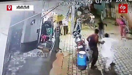 ਖੂਨੀ ਝੜਪ ਦਾ LIVE ਵੀਡੀਓ, ਗਲੀ ਬਣਾਉਣ ਨੂੰ ਲੈਕੇ ਦੋ ਧਿਰਾਂ ਭਿੜੀਆਂ, ਦਰਜਨਾਂ ਲੋਕ ਜਖ਼ਮੀ
