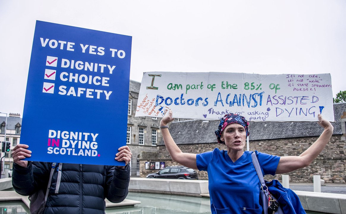 Actress Liz Carr, Liam McArthur MSP and Dr Amanda Ward on Assisted Dying Bill