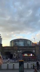 توم كروز قبل عرض فيلمه بمهرجان كان