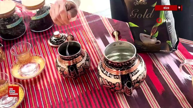 Japonyalı ‘Türk Çayı Demleme Ustası’ Rize’de çay demledi