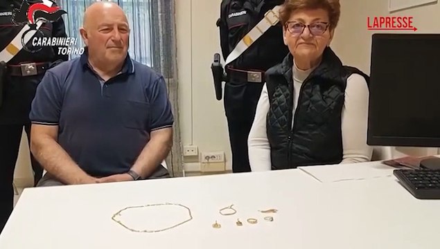 Rapine e furti in casa: carabinieri restituiscono gioielli ad anziani