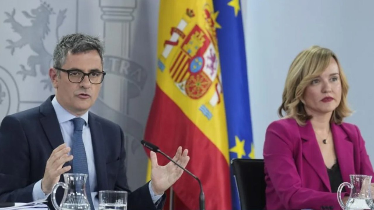 Bolaños, sobre la filtración de los mensajes de Sánchez: “Puede ser un comportamiento delictivo"