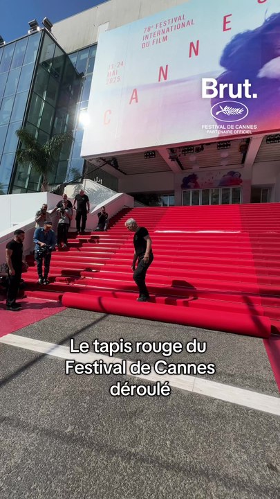 Le tapis rouge du Festival de Cannes est en place.