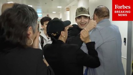 Edan Alexander Is Reuinted With His Extended Family After Being Released From Hamas Captivity