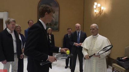 León XIV es todo un fan del tenis y así recibe a Jannik Sinner
