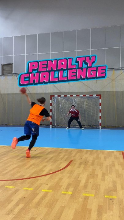 Penalty Challenge 🤾🏻‍♂️💥🥅 #Penalty #Handball #Hand #Sports #Challenge #HandballPlayer