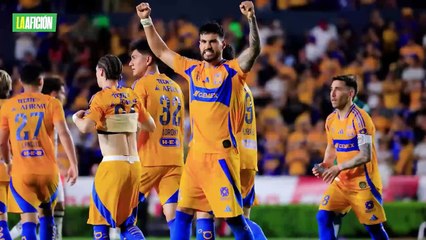 Ezequiel Unsain, portero de Necaxa, golpea cámara de TV Azteca