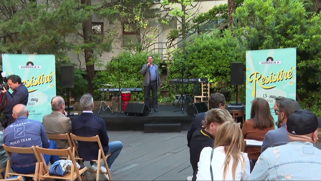 La SGAE rinde homenaje a la canción ‘Resistiré’ de Manuel de la Calva y Carlos Toro