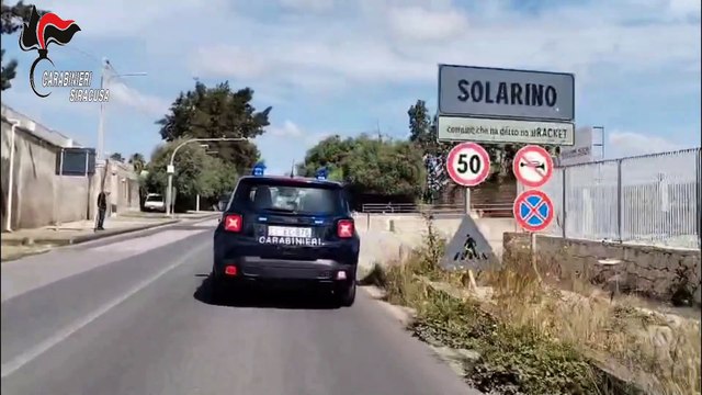 Solarino (SR) - Smantellata piazza di spaccio (13.05.25)