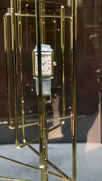 Présentation montre Cartier