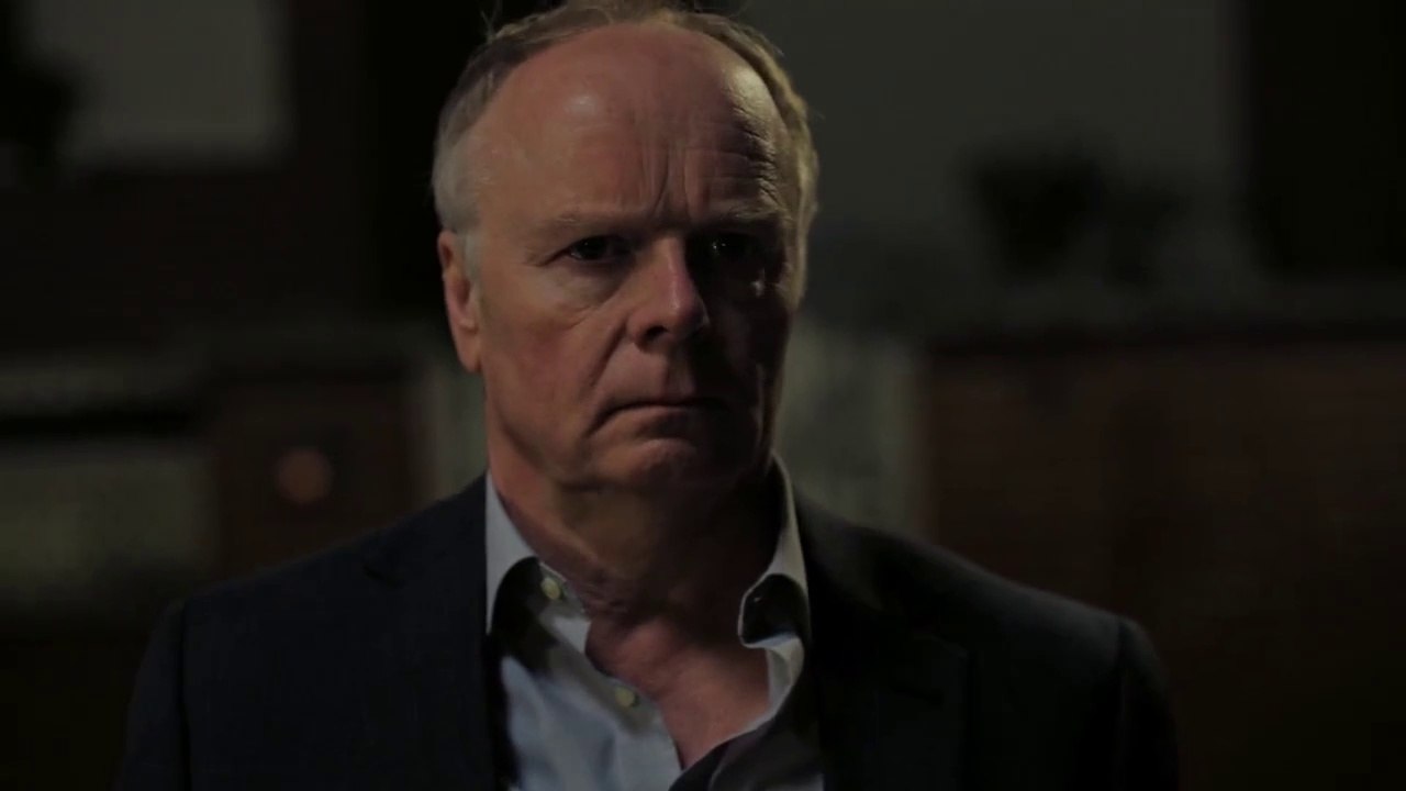 S01 E02