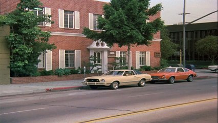 Los angeles de Charlie - S02E23 - Ángeles pequeños de la Noche