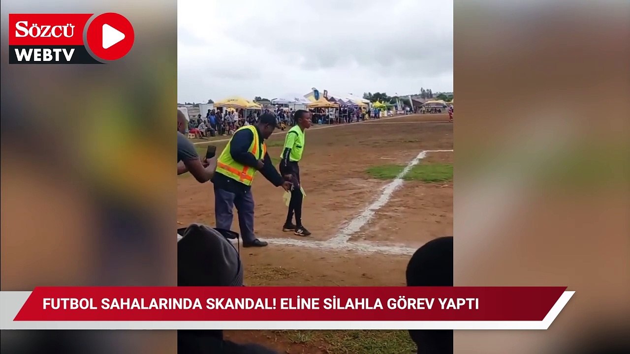 Futbol sahalarında skandal! Eline silahla görev yaptı