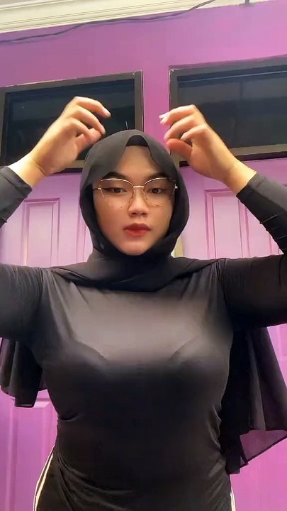 Hijab hyper