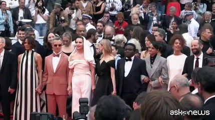 Cannes 2025, sul red carpet la presidente Juliette Binoche e tutta la giuria