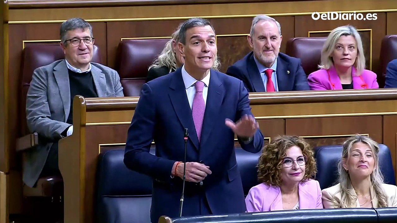 Feijóo pide elecciones por los mensajes filtrados y Sánchez lo acusa de líder “averiado”