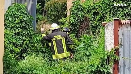 Garlasco, si cerca presunta arma in un canale vicino ad una casa