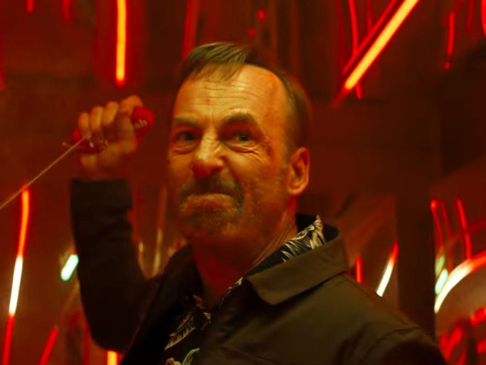 'Nobody 2': Knallharter Trailer mit 'Breaking Bad'-Star Bob Odenkirk