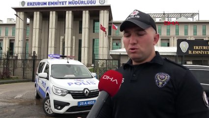Trafik kazasında yaralanan öğrenciye polisten yardım eli: Görevimizi yaptık
