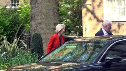 Comissão Europeia perde caso por troca de mensagens entre Von der Leyen e Pfizer