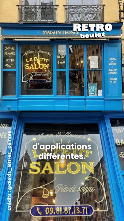 Il peint (encore) les enseignes à la main ?