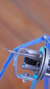 See how works a Rug-Tufting Gun! Craftsman creates a unique custom rug