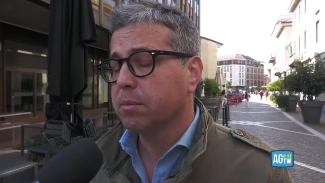 La contestazione al sindaco leghista di Gallarate al Remigration summit: «Tutti esprimano le proprie idee»