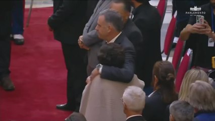 El presidente Orsi y la primera dama, entre lágrimas, encabezan el duelo nacional en el velorio de Mujica