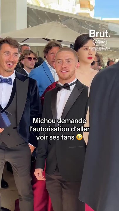 Petite séance selfies pour Michou.