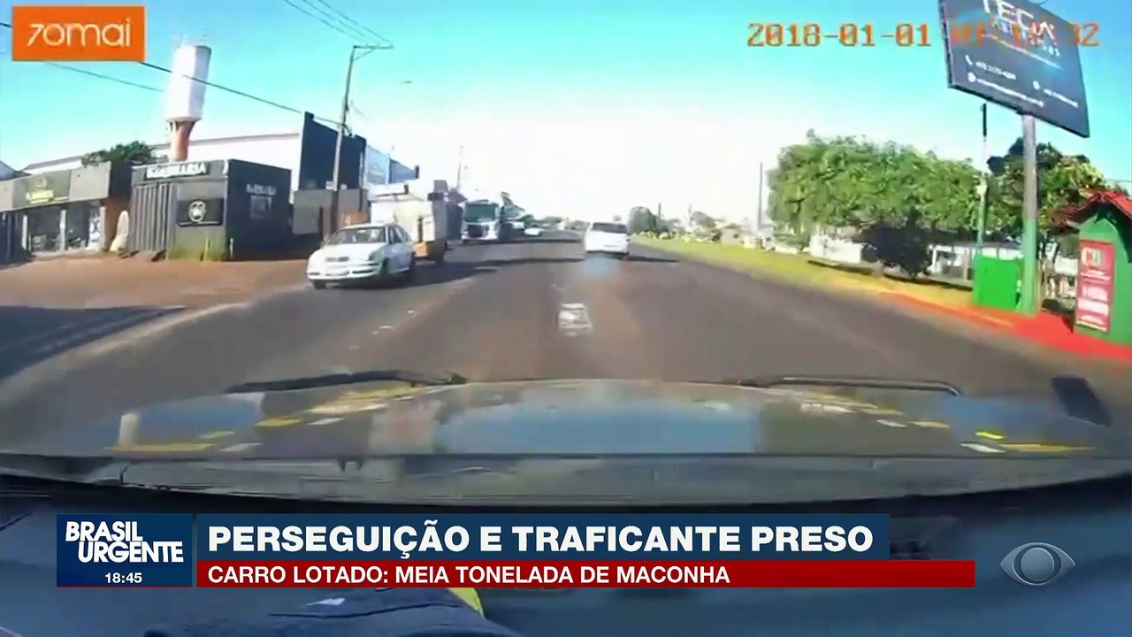 Perseguição e traficante preso com meia tonelada de maconha