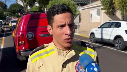 Motociclista fica ferido após colisão com caminhonete que saía de garagem em Umuarama -