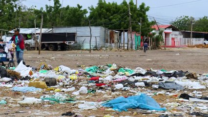 Desamparo en un desierto de Colombia: indígenas y migrantes padecen los recortes de Trump
