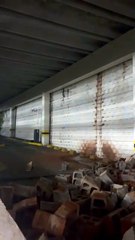 Muro de estacionamento do Salvador Shopping desaba