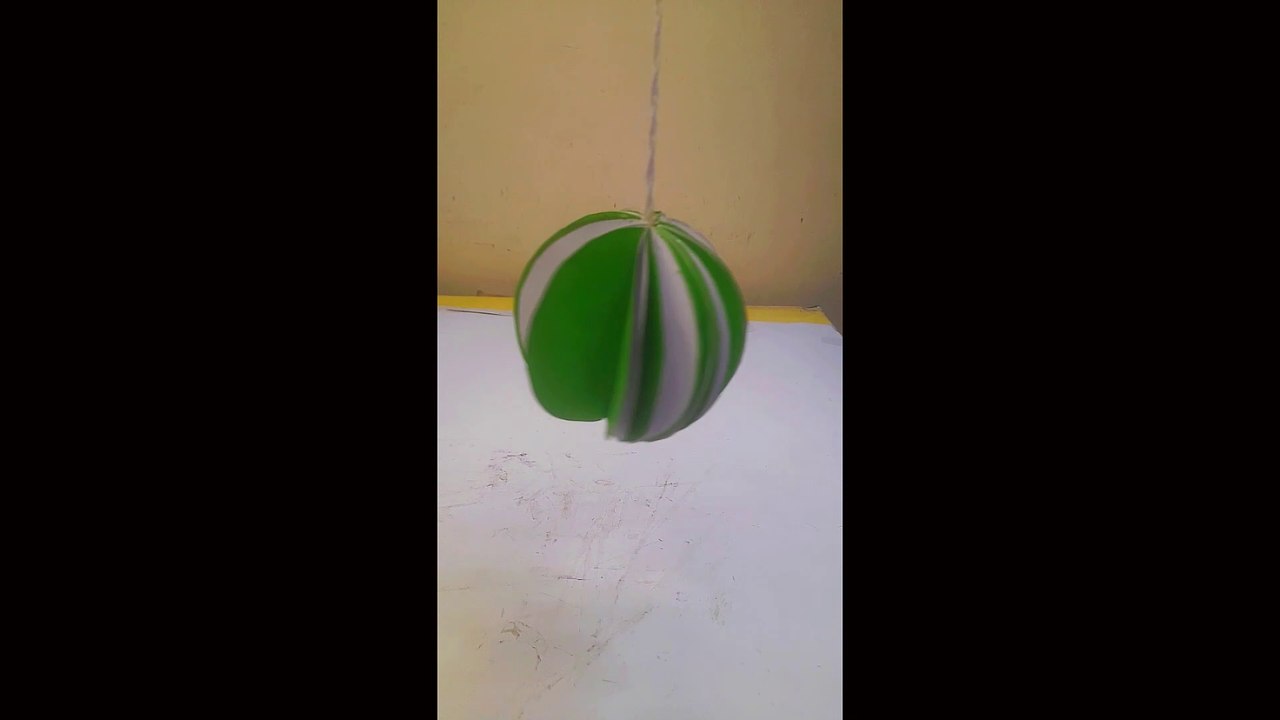 How to Make Christmas Bauble Decorations with Paper | Easy DIY Holiday Ornament Craft