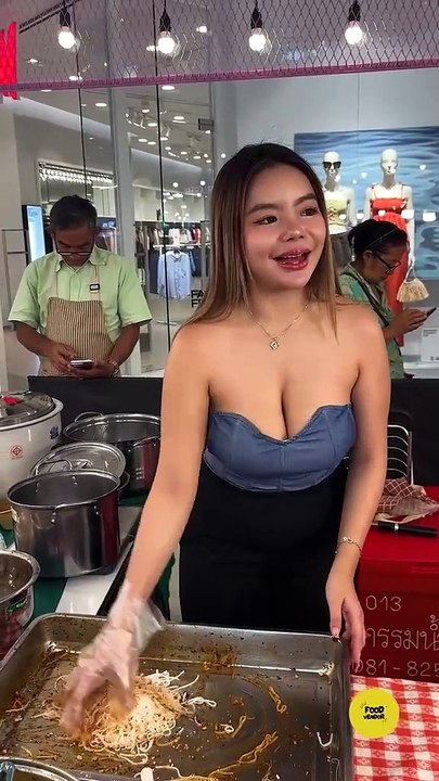 Penjualnya cantik