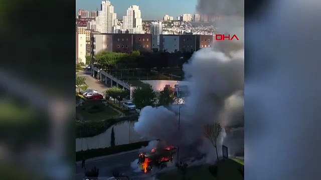İstanbullunun canına kast var! Bir otobüs daha alevlere teslim oldu