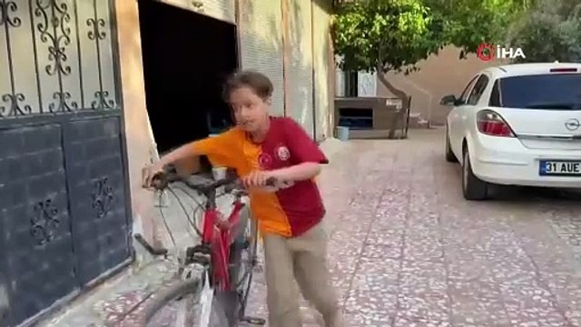 Tiktok az kalsın öldürüyordu! Yaptığına bin pişman oldu Kameralar o anı saniye saniye kaydetti