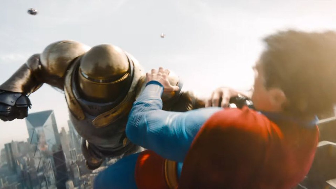 Superman Trailer (3) DF