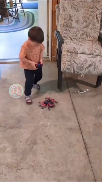 Baby's funny videos 😂 baby viral funny video 😂📸 new viral funny video #short #shortvideos #funny #funnyvideos #viralvideos #viralshorts #comedy #baby #kid