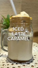 Iced latte au caramel