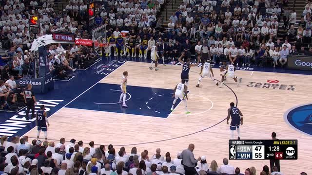 Curry looks on in disbelief as Warriors are eliminated