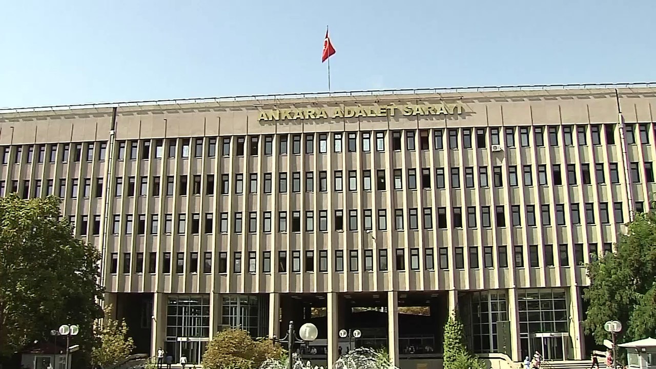 CHP kurultayında şaibe soruşturması: Saymaz ve Kakışım şüpheli olarak ifade verdi