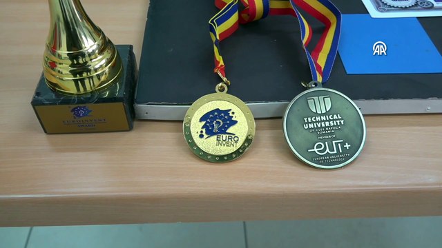 Vanlı öğrenciler 42 ülkeninde katıldığı yarışmada birinci oldu