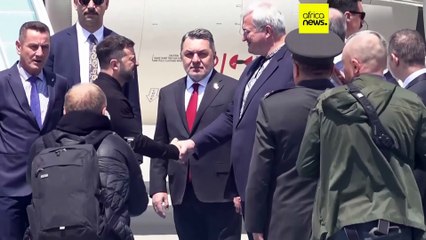 Ukrainian president Volodymyr Zelenskyy arrives in Turkey for talks