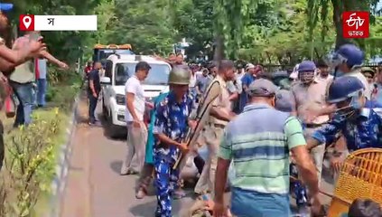 চাকরিহারাদের বিকাশ ভবন অভিযানে ধুন্ধুমার, তৃণমূলের সব্যসাচীকে ঘিরে ‘চোর চোর’ স্লোগান