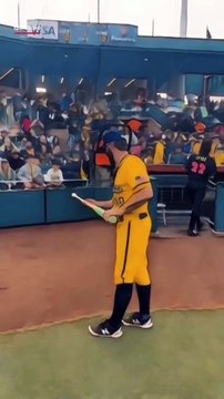 Insane Bat Twirl Skills 😲 | Baseball Player Spins Like a Pro! #baseball #baseballcards #baseballlife