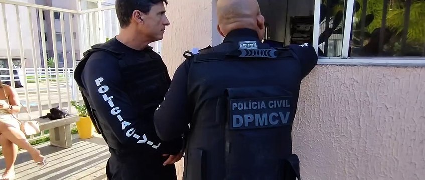 Vídeo: Quatro pessoas investigadas por por crimes sexuais contra crianças e adolescentes são presas em Salvador