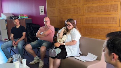 Les futurs papas se préparent à la naissance de leur bébé