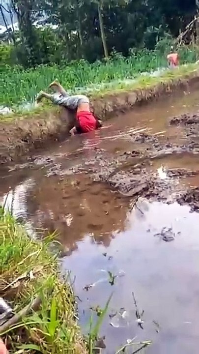 Tahan tawa